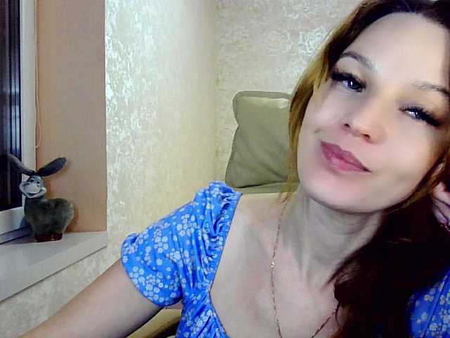 smilesss's BongaCams show and profile