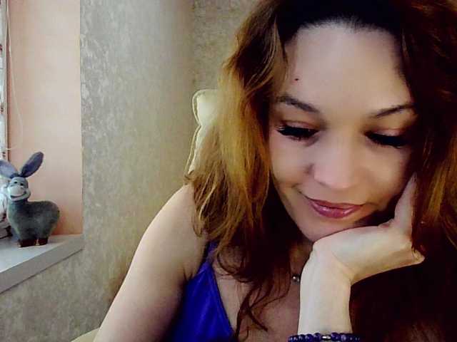 smilesss's BongaCams show and profile