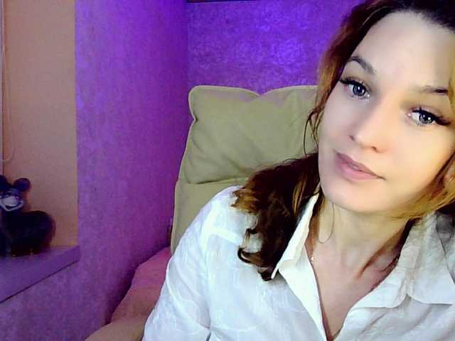 smilesss Live Cam and Statistics on UnifiedCams