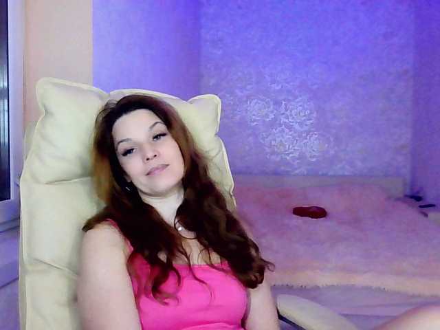 smilesss's BongaCams show and profile