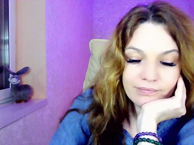 smilesss's BongaCams show and profile