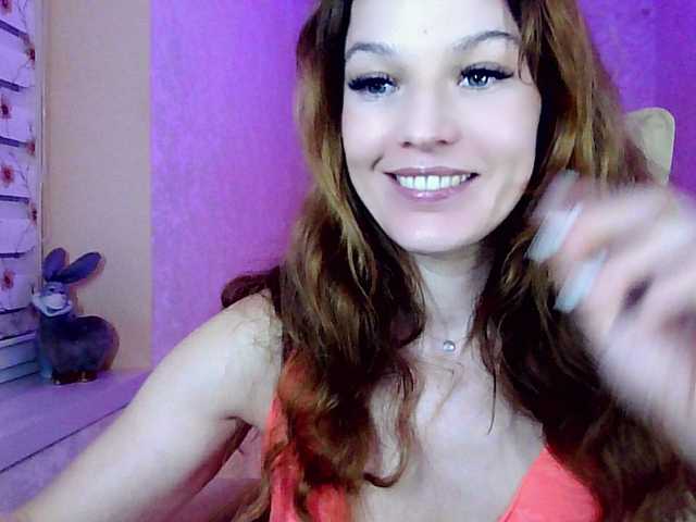 smilesss's BongaCams show and profile