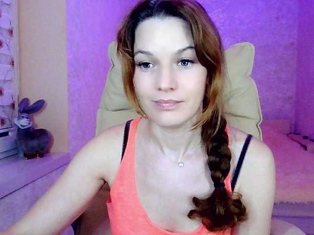 smilesss's BongaCams show and profile