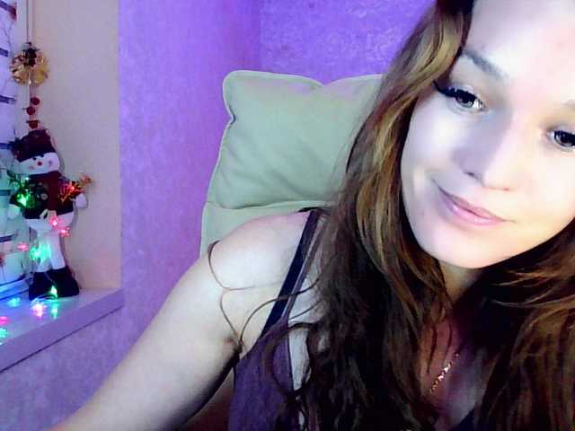 smilesss's BongaCams show and profile