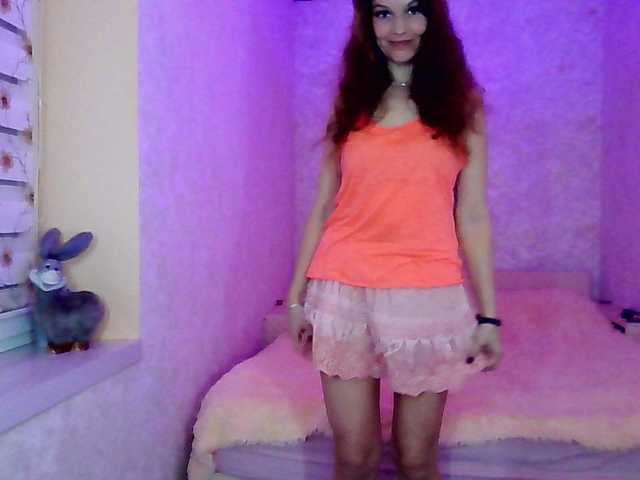 smilesss's BongaCams show and profile