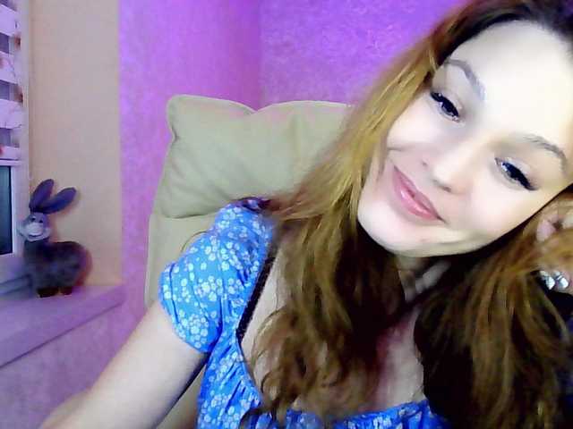 smilesss's BongaCams show and profile
