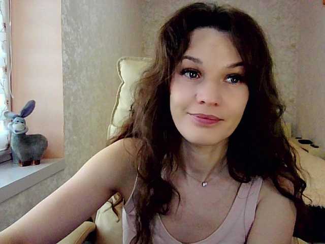 smilesss's BongaCams show and profile