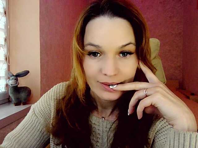smilesss's BongaCams show and profile