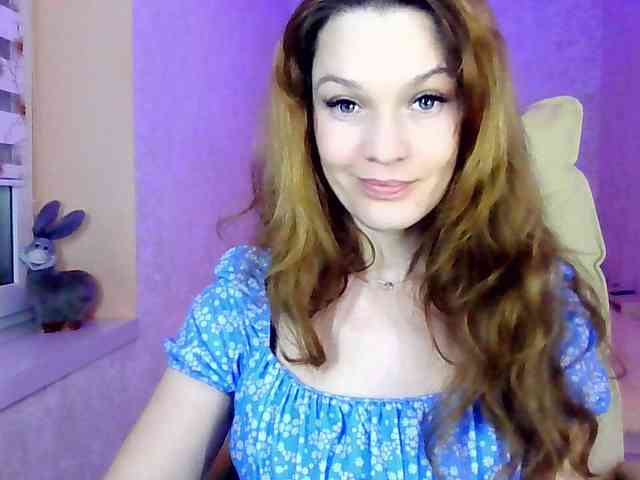 smilesss Live Webcam on BongaCams