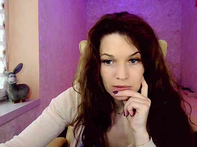 smilesss Live Webcam on BongaCams