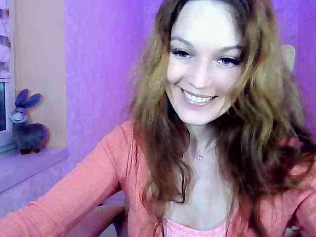 smilesss Live Webcam on BongaCams