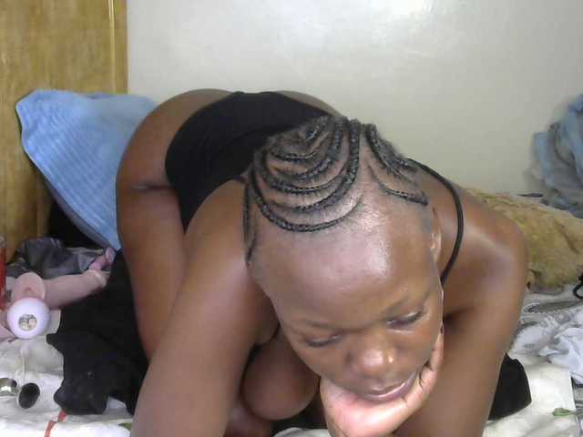 goddess-soriyah's BongaCams show and profile