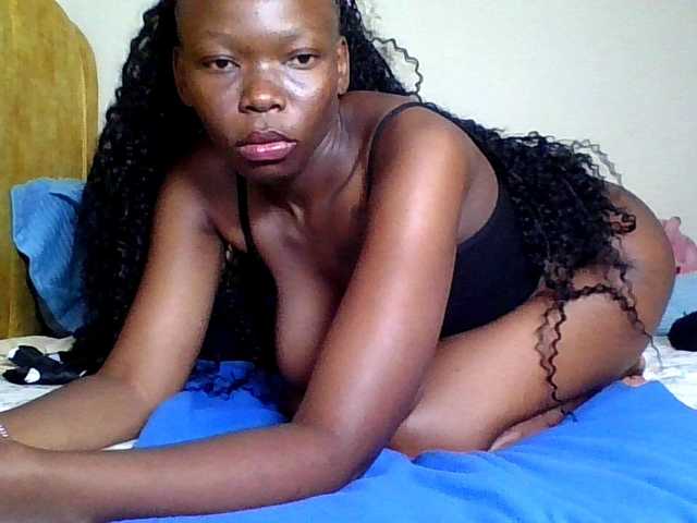 goddess-soriyah's BongaCams show and profile