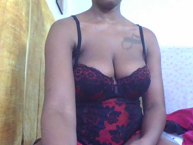 goddess-soriyah webcam bongacams model stream image