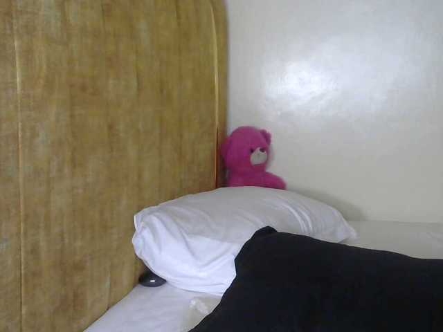 goddess-soriyah's BongaCams show and profile