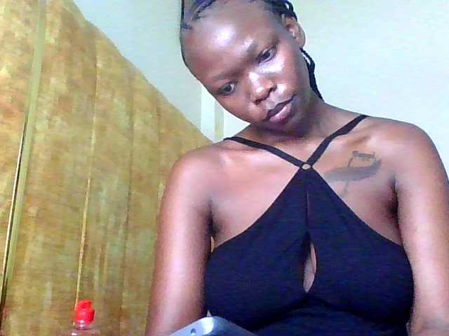 goddess-soriyah's BongaCams show and profile