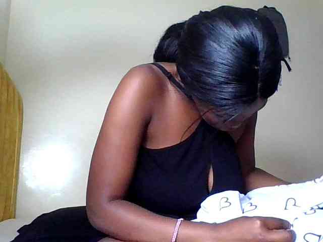 goddess-soriyah webcam