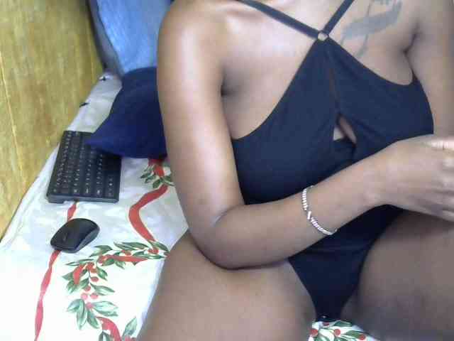 goddess-soriyah webcam