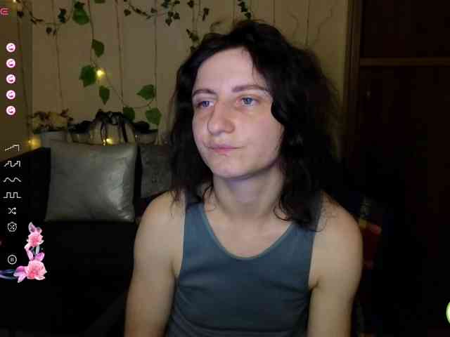 Musekittyjeni112 webcam