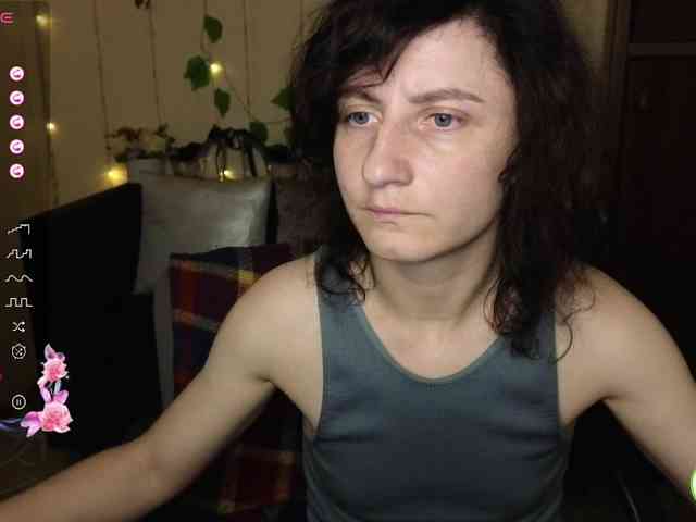 Musekittyjeni112 webcam