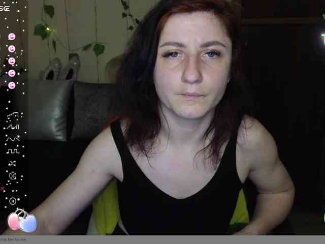 Musekittyjeni112 webcam