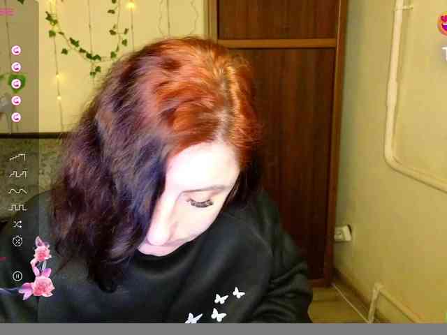 Musekittyjeni112 webcam