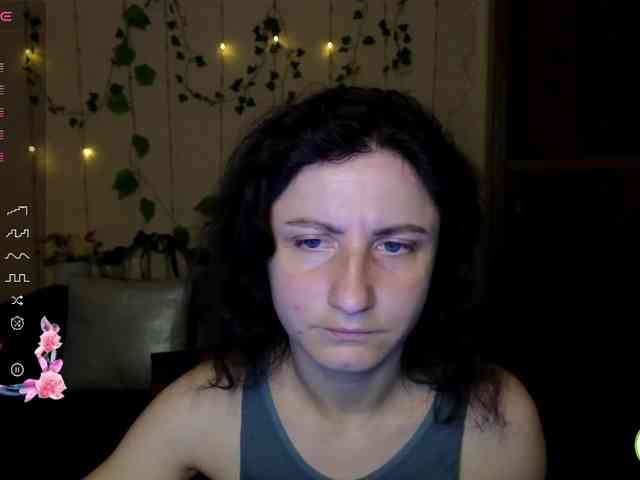 Musekittyjeni112 webcam