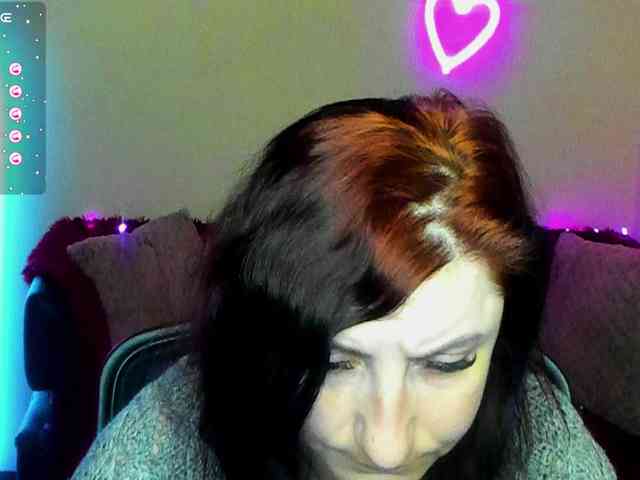 Musekittyjeni112 webcam