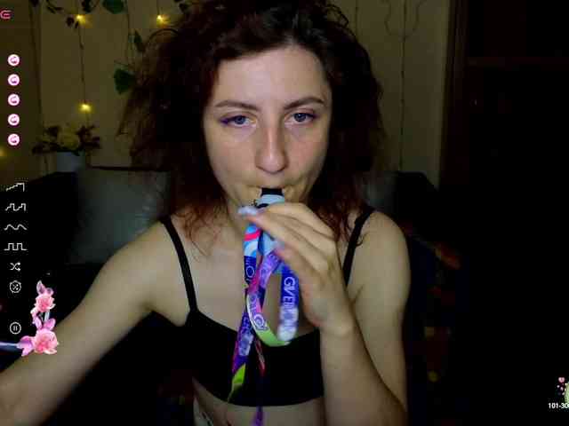 Musekittyjeni112 webcam