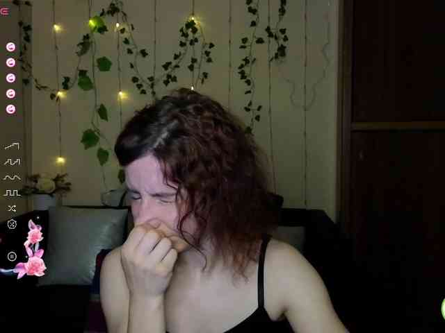 Musekittyjeni112 webcam