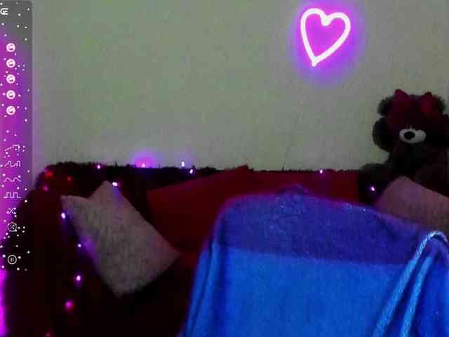 Musekittyjeni112 webcam