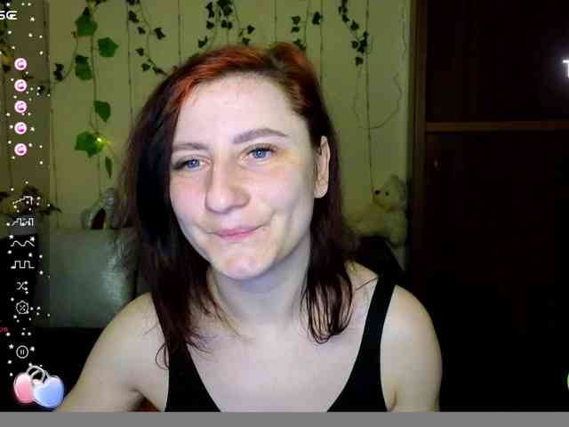 Musekittyjeni112 webcam
