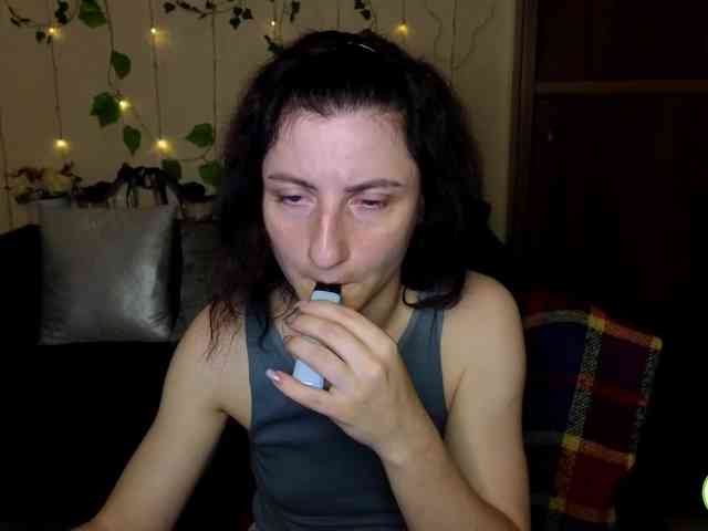 Musekittyjeni112 webcam