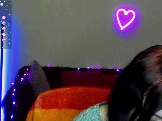 Musekittyjeni112 webcam