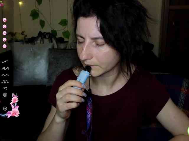 Musekittyjeni112 webcam