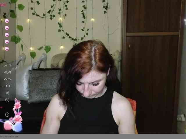 Musekittyjeni112 webcam