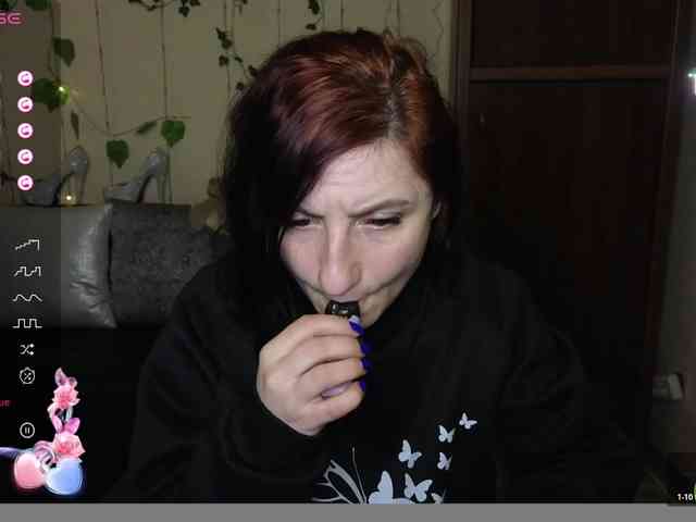 Musekittyjeni112 webcam