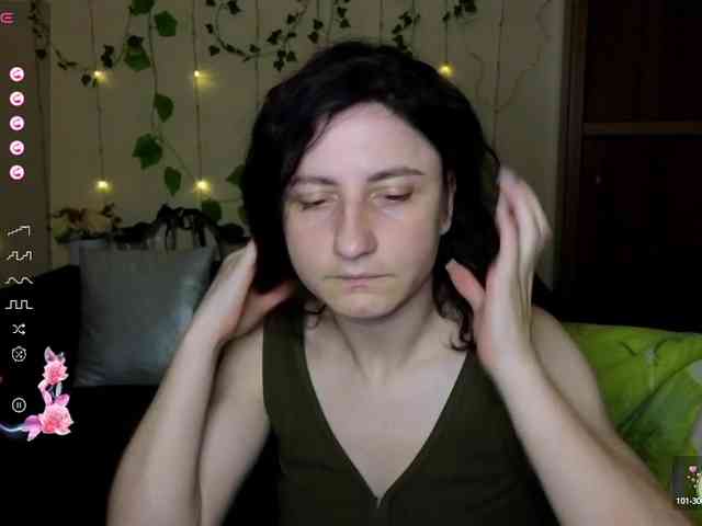 Musekittyjeni112 webcam