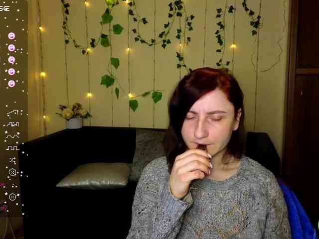 Musekittyjeni112 webcam