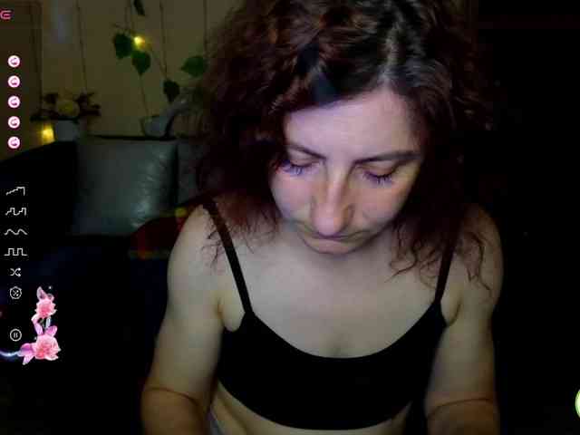 Musekittyjeni112 webcam