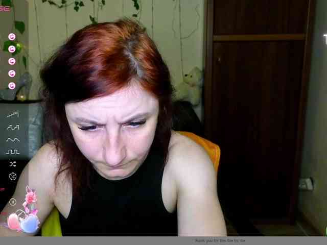 Musekittyjeni112 webcam