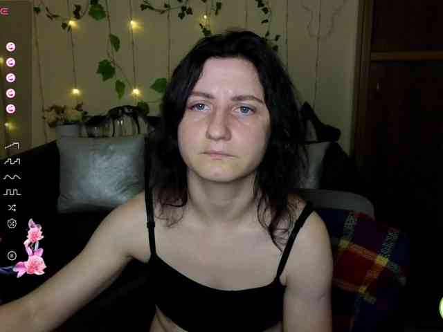 Musekittyjeni112 webcam