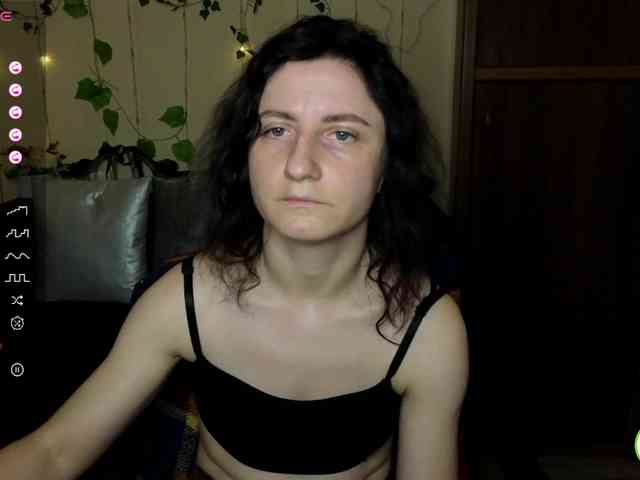 Musekittyjeni112 webcam