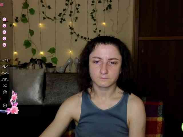 Musekittyjeni112 webcam