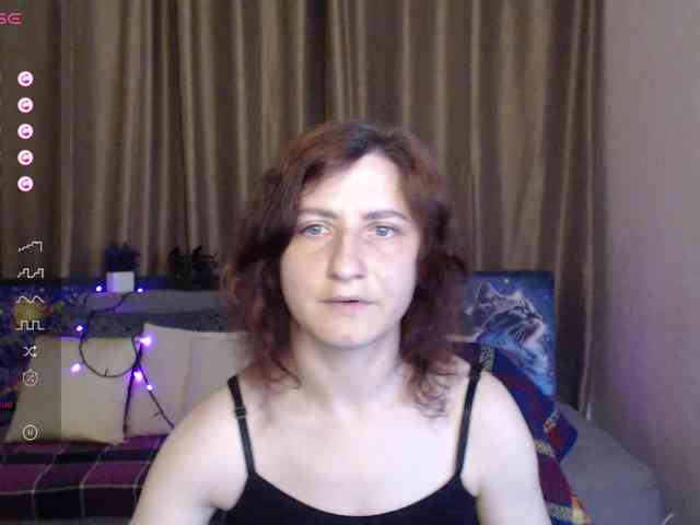Musekittyjeni112 webcam