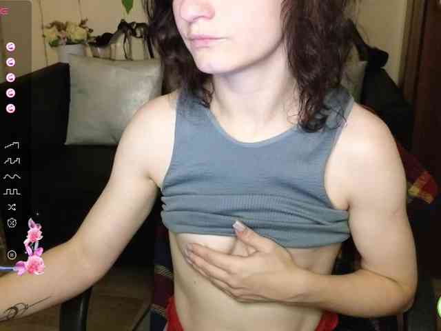 Musekittyjeni112 webcam