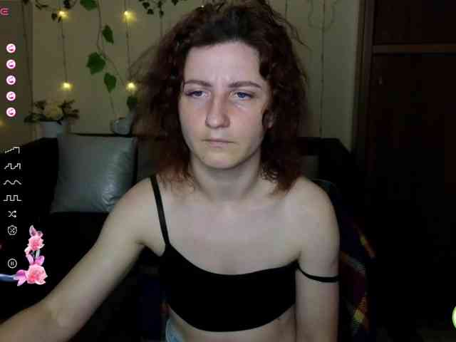 Musekittyjeni112 webcam