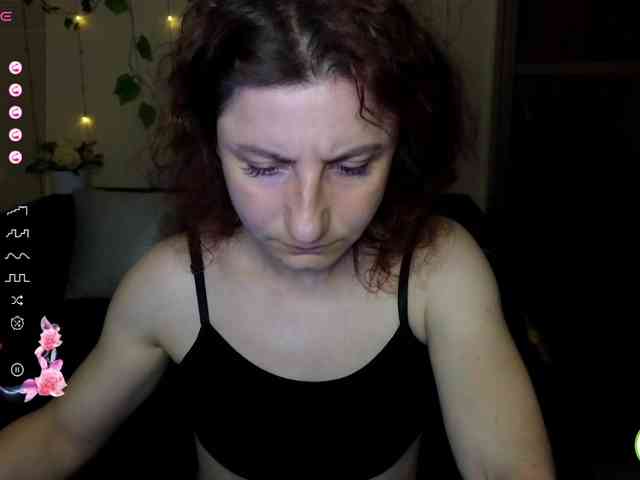 Musekittyjeni112 webcam