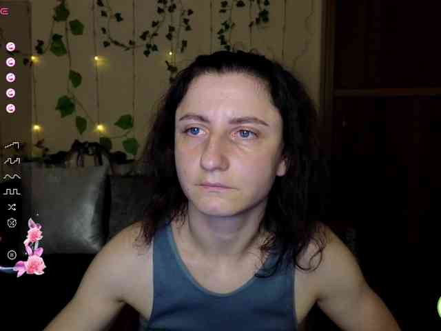 Musekittyjeni112 webcam