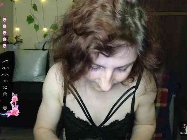 Musekittyjeni112 webcam